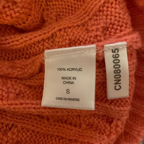 Peach turtleneck wool sweater - Picture 4 of 7